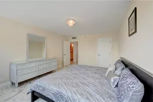 2030 S Ocean Dr, Hallandale Beach, FL 33009 - Photo 20