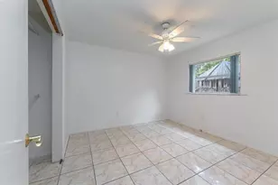 7431 Arthur St, Hollywood, FL 33024 - Photo 8