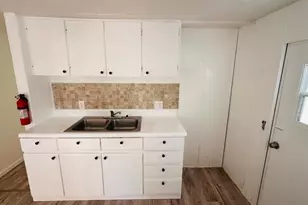 4701 Ferdinand Ave, Sebring, FL 33870 - Photo 6