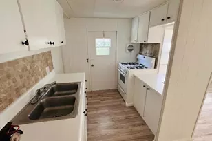 4701 Ferdinand Ave, Sebring, FL 33870 - Photo 4