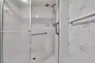 7377 Granville Dr, Fort Lauderdale, FL 33321 - Photo 30