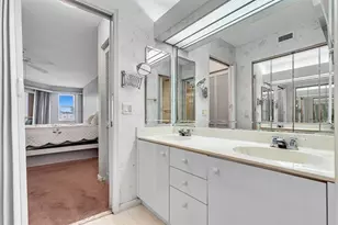 7377 Granville Dr, Fort Lauderdale, FL 33321 - Photo 28