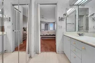 7377 Granville Dr, Fort Lauderdale, FL 33321 - Photo 32