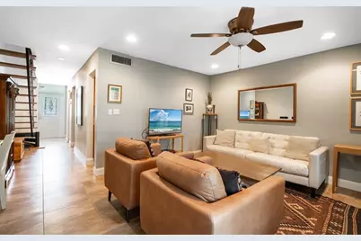 658  Kensington Pl, Unit #11B, Wilton Manors, FL 33305 - Photo 12