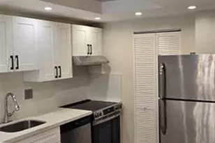 8000 S Colony Cir, Tamarac, FL 33321 - Photo 4