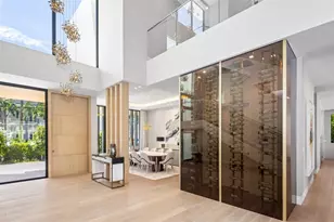 68 Isla Bahia Dr, Fort Lauderdale, FL 33316 - Photo 14