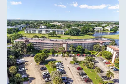 3203  Portofino Pt, Unit #M1, Coconut Creek, FL 33066 - Photo 1