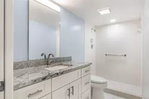 3203 Portofino Point, Coconut Creek, FL 33066 - Photo 28