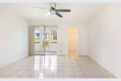 3203  Portofino Pt, Unit #M1, Coconut Creek, FL 33066 - Photo 26