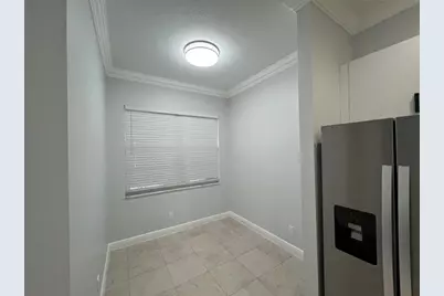 3318  Lakeside Dr, Davie, FL 33328 - Photo 6