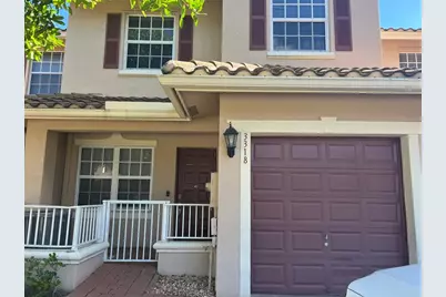 3318  Lakeside Dr, Davie, FL 33328 - Photo 1