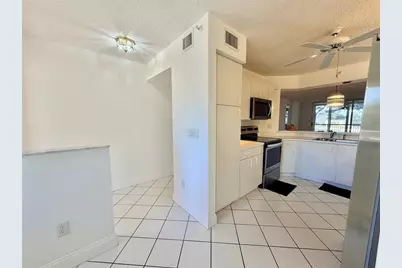 9587  Weldon Cir, Unit #B204, Tamarac, FL 33321 - Photo 6