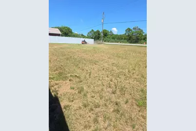 8565  90th Ave, Vero Beach, FL 32967 - Photo 2