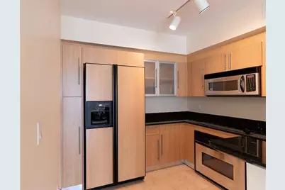 335 S Biscayne Blvd, Unit #2400, Miami, FL 33131 - Photo 10