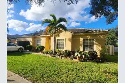 10611 SW 21st St, Miramar, FL 33025 - Photo 8