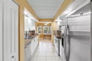 13355 SW 16th Ct, Pembroke Pines, FL 33027 - Photo 6