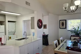 3421 NW 44th St, Lauderdale Lakes, FL 33309 - Photo 10