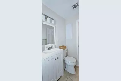 1215 NE 13th Ave, Fort Lauderdale, FL 33304 - Photo 18