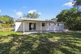 4810 NW 19th St, Lauderhill, FL 33313 - Photo 16