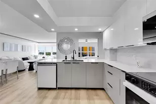 405 N Ocean Blvd, Pompano Beach, FL 33062 - Photo 10