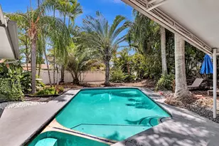 1580 NE 35th St, Oakland Park, FL 33334 - Photo 4