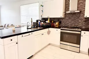 18702 SW 27th St, Miramar, FL 33029 - Photo 12