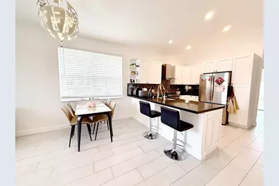 18702 SW 27th St, Miramar, FL 33029 - Photo 2