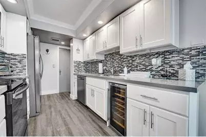 100  Golden Isles Dr, Unit #815, Hallandale Beach, FL 33009 - Photo 30