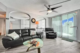 100 Golden Isles Dr, Hallandale Beach, FL 33009 - Photo 22