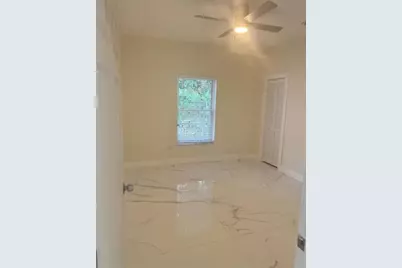 6410 NW Miami Ct, Miami, FL 33150 - Photo 34