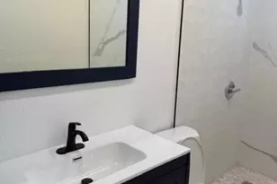 6410 NW Miami Ct, Miami, FL 33150 - Photo 24