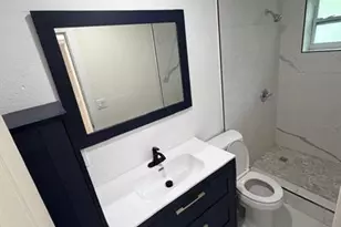 6410 NW Miami Ct, Miami, FL 33150 - Photo 20