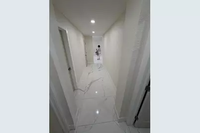 6410 NW Miami Ct, Miami, FL 33150 - Photo 18