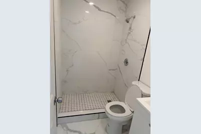 6410 NW Miami Ct, Miami, FL 33150 - Photo 16