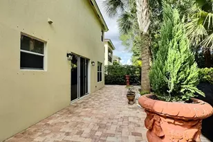 9183 Nugent Trail, West Palm Beach, FL 33411 - Photo 32