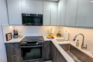 888 Intracoastal Dr, Fort Lauderdale, FL 33304 - Photo 10