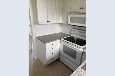 3096  Cadiz Rd, Boca Raton, FL 33432 - Photo 8