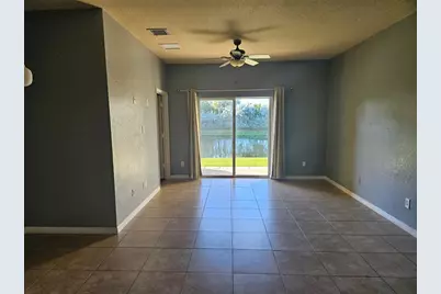 9082  Plymouth Pl, Unit #9082, Tamarac, FL 33321 - Photo 4