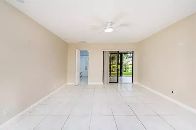 3272  Carambola Cir, Unit #3272, Coconut Creek, FL 33066 - Photo 28