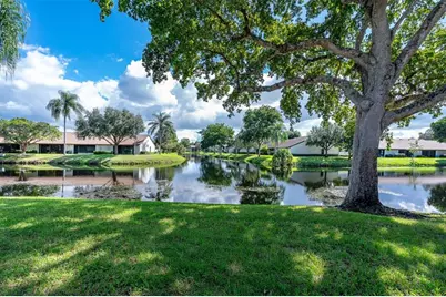 3272  Carambola Cir, Unit #3272, Coconut Creek, FL 33066 - Photo 6
