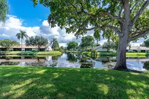 3272 Carambola Cir Unit, Coconut Creek, FL 33066 - Photo 6