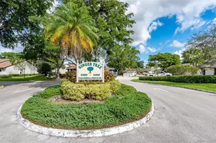 3272 Carambola Cir Unit, Coconut Creek, FL 33066 - Photo 8