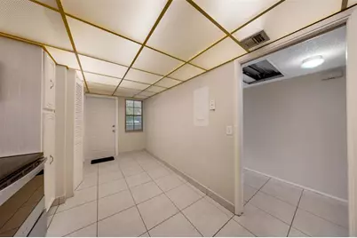 2601 S Palm Aire Dr, Unit #212, Pompano Beach, FL 33069 - Photo 12