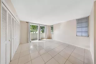 2601 S Palm Aire Dr, Pompano Beach, FL 33069 - Photo 18