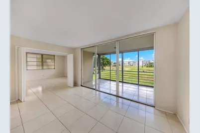 2601 S Palm Aire Dr, Unit #212, Pompano Beach, FL 33069 - Photo 14