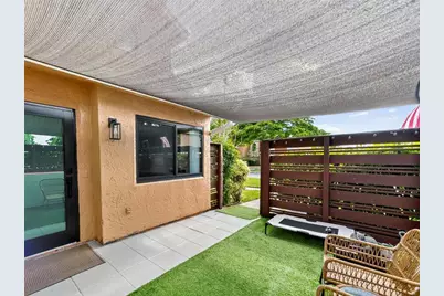 8009 NW 71st Ct, Tamarac, FL 33321 - Photo 4