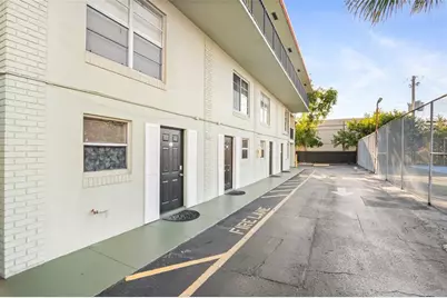 811 W Oakland Park Blvd, Unit #F4, Oakland Park, FL 33311 - Photo 30