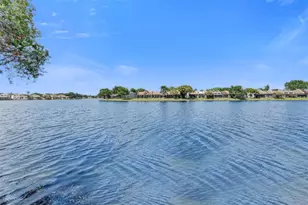 900 Colony Point Cir, Pembroke Pines, FL 33026 - Photo 20