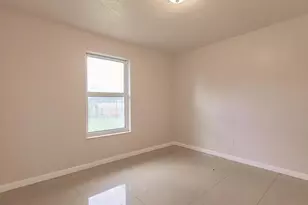 5201 NW 17th Ct, Lauderhill, FL 33313 - Photo 6