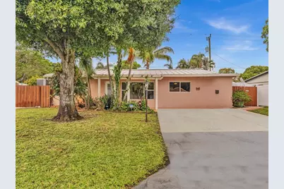 3201 NE 14th Ave, Pompano Beach, FL 33064 - Photo 4